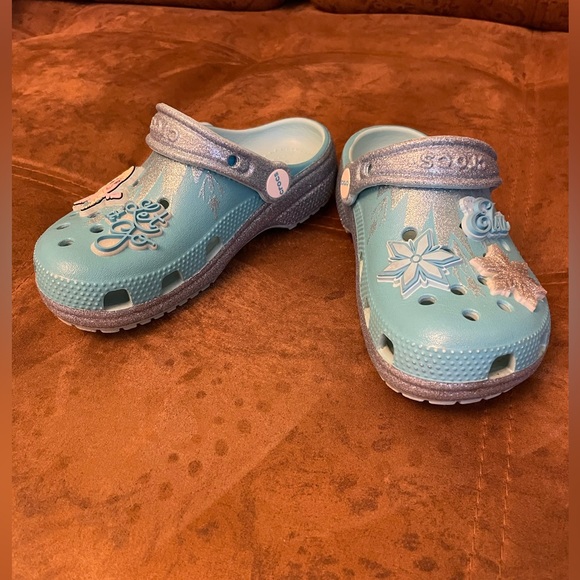 Kids Crocs Clogs, 11C, Let it go limited edition - Picture 3 of 8